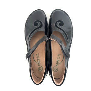 Naot Matai Mary Jane Shoes 42 US 10.5 Black Leather Koru Walking Comfort Flats